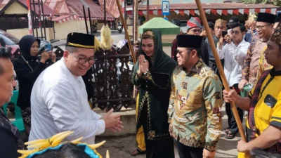 Kunjungi Kedaton Kutai Kartanegara ing Martadipura, Gubernur Rudy Mas’ud Janji Lestarikan Budaya Kaltim