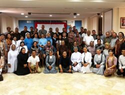 Gubernur Melki Laka Lena Temu Kangen Dengan Diaspora NTT di Roma, Serukan Kemajuan Tanah Flobamorata