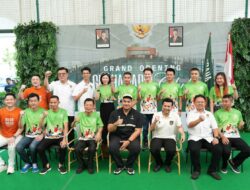 Menpora Dito Ariotedjo Resmikan Graha Padel Club di Surabaya: Langkah Strategis Memasyarakatkan Olahraga