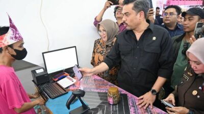 Menteri Maman Abdurrahman Dorong UMKM Manfaatkan AI untuk Pelajari Perilaku Pelanggan
