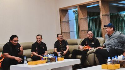 Menpora Dito Ariotedjo Dukung Penuh FORNAS VIII di NTB: Olahraga Masyarakat Harus Jadi Gaya Hidup