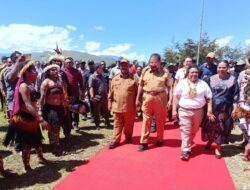Papua Pegunungan Sambut Penerbangan Besar ke Wamena, Gubernur John Tabo Ajak Jaga Keamanan