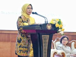 Ketimpangan Anggaran Pendidikan, Hetifah Minta Dana Kedinasan Tak Ganggu Porsi 20 Persen