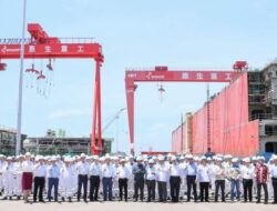 Menteri ESDM Bahlil Lahadalia Pastikan Proyek FLNG Papua Barat Rampung 2027, Jadi Terbesar di Tanah Air