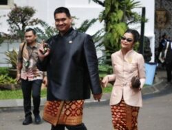 Menpora Dito Ariotedjo Promosikan Pakaian Adat Perpaduan Palembang-Jawa di Momen HUT Ke-80 RI