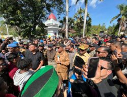 Kupang Jadi Teladan, Gubernur Melki Laka Lena Jawab Orasi Mahasiswa NTT dengan Dialog Terbuka