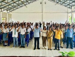 Melchias Mekeng Ajak Siswa SMA di Ngada Wujudkan Indonesia Emas Lewat Pemahaman Empat Pilar MPR