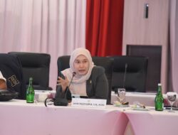 Dewi Yustisiana Kritik Kerusakan Jalan dan Minimnya Penjelasan Limbah PT Star Energy