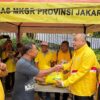 Partai Golkar DKI Jakarta Bagikan Sembako, Ahmed Zaki Iskandar: Wujud Syukur Atas Gelar Pahlawan Soeharto