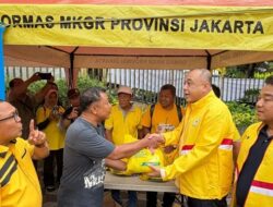 Partai Golkar DKI Jakarta Bagikan Sembako, Ahmed Zaki Iskandar: Wujud Syukur Atas Gelar Pahlawan Soeharto