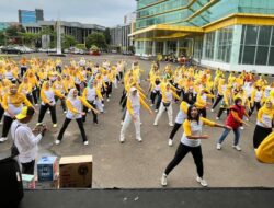 Tingkatkan Kualitas Hidup Masyarakat Usia Emas, DPP Pengajian Al-Hidayah Gelar Senam Sehat Bersama Lansia