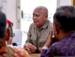 Wagub Sumut Surya Minta Pertamina Atasi Antrean BBM di Tengah Bencana Alam