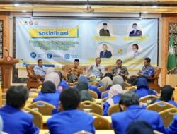 Juliyatmono Dorong Sinergi Cegah Kekerasan di Kampus, Serahkan KIP Kuliah di Karanganyar