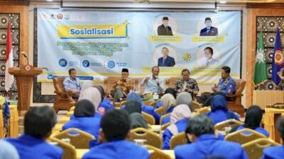 Juliyatmono Dorong Sinergi Cegah Kekerasan di Kampus, Serahkan KIP Kuliah di Karanganyar