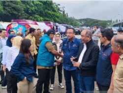 Menkomdigi Meutya Hafid Salurkan 118 Tangki Air Bersih untuk Warga Terdampak Bencana di Aceh