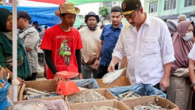 Menteri Maman Abdurrahman Bentuk Klinik UMKM Bangkit untuk Pulihkan Usaha Terdampak Bencana