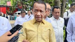 Menteri ESDM Bahlil Lahadalia Siapkan Insentif Konversi Motor Bensin ke Motor Listrik