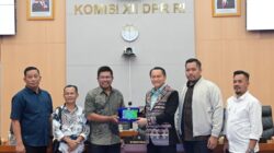 Bambang Patijaya: Izin Pertambangan Rakyat di Belitung Timur Tunggu Perda WPR