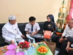 Kisah Viral Ihsan Berbuah Harapan, Wagub Jabar Erwan Setiawan Turun Tangan Biayai Sekolah