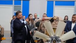Airlangga Hartarto Gerak Cepat dari Belarus, Bidik Teknologi Alat Berat hingga Modernisasi Pertanian Indonesia