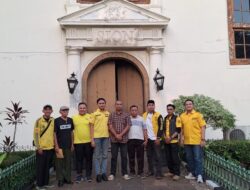 Rawat Rumah Ibadah, Kader AMPG Jakarta Bersihkan Gereja Tertua Cagar Budaya Nasional