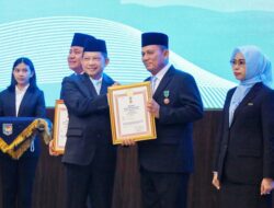 Selamat! Gubernur Kepri Ansar Ahmad Raih Satyalancana Wira Karya, Dinilai Berhasil Majukan Sektor Kelautan