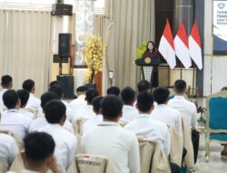 Wamen P2MI Christina Aryani Ingatkan 133 Pekerja Migran ke Korsel: Jangan Kabur dan Bijak Kelola Keuangan