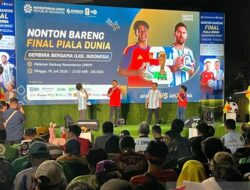 Menteri Maman Abdurrahman Nobar Final Piala Dunia Bersama Ribuan Ojol, Perkuat Silaturahmi & Ekonomi UMKM